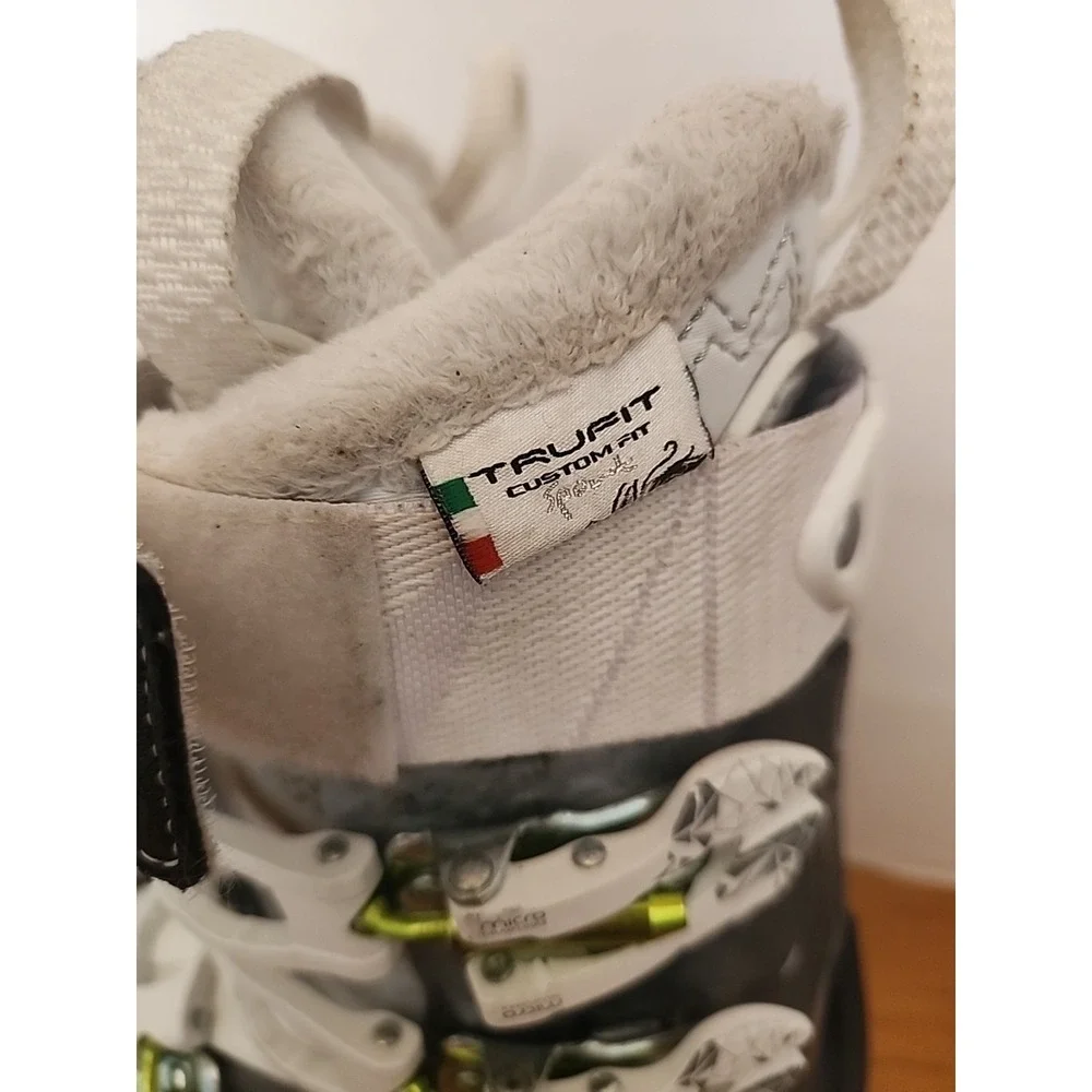 Dalbello Mantis‎ 85 Womens Ski Boots Size 6 277mm 235